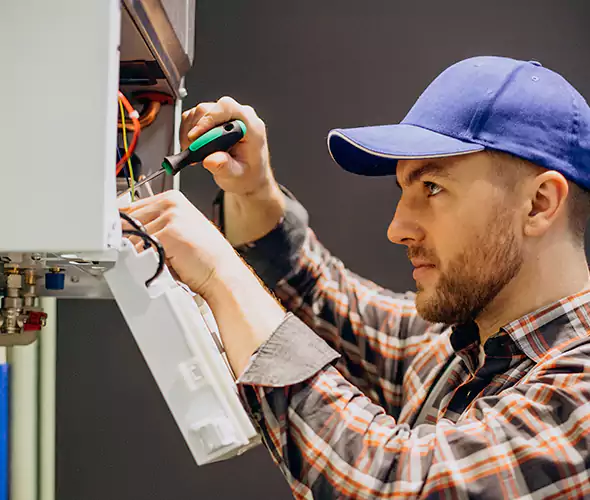 Expert Plumber for Tankless Water Heater Maintenance in Elk River, MN: Schedule Professional Maintenance Services with Us